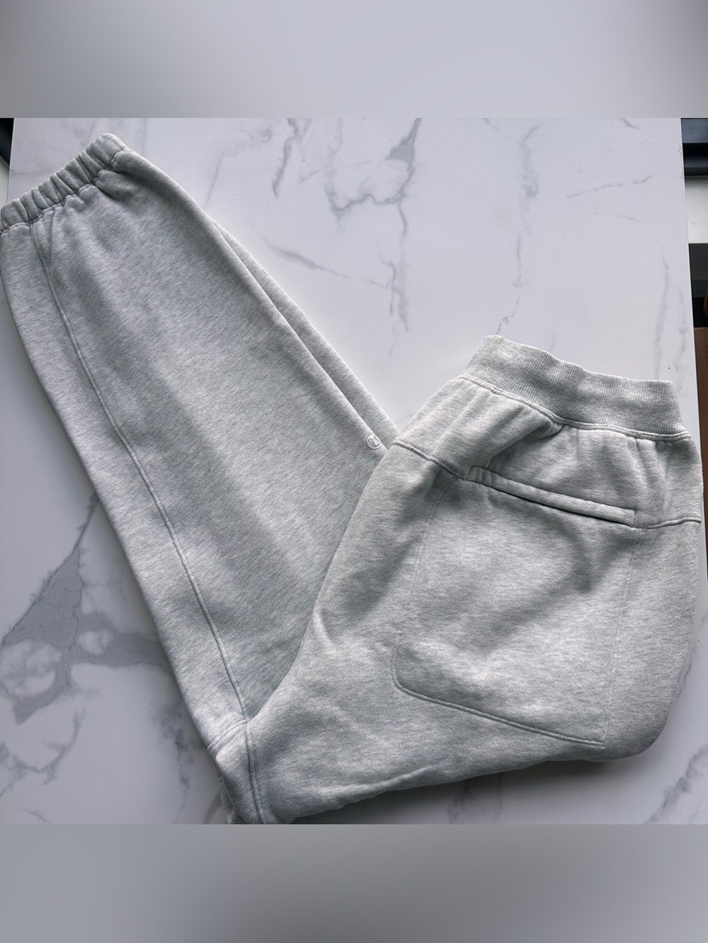lululemon athletica men’s Light Grey Jogger Sweatpants
